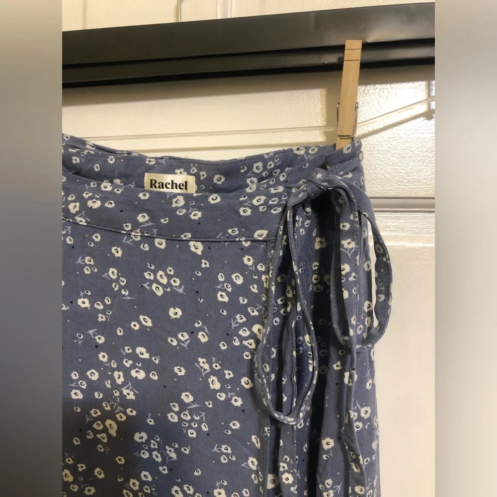 Rachel Floral Wrap Midi Skirt in Blue - Picture 2 of 4